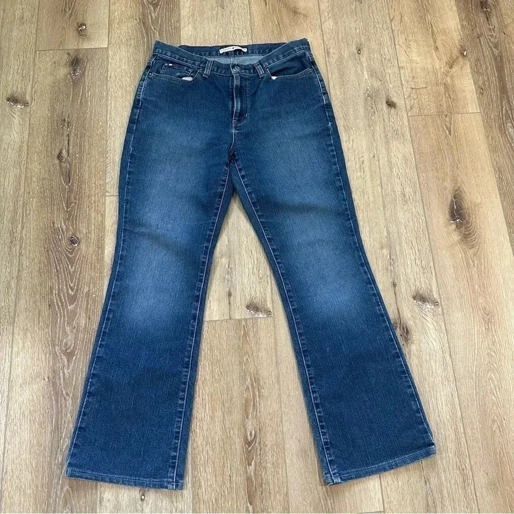 Tommy Hilfiger Faded Dark Wash Bootcut Jeans Size 8 GUC